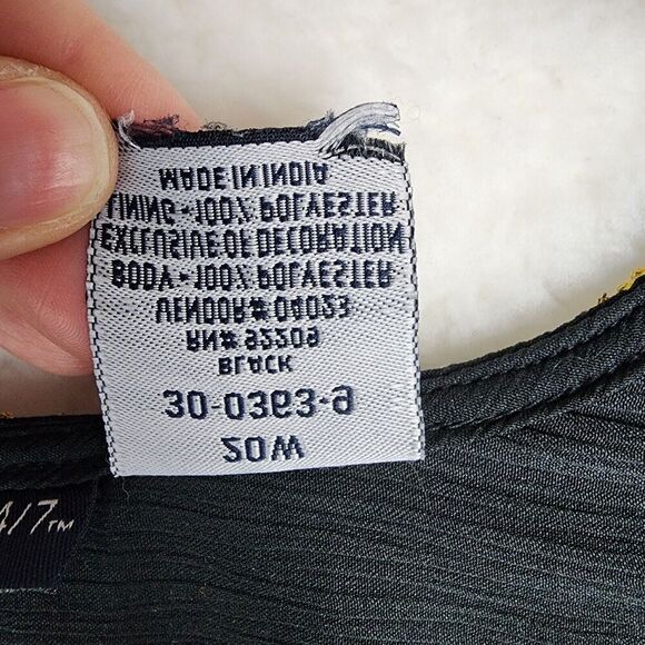 Denim 24/7 Women's Blac & Gold Floral Embroidered Boho Top Blouse Size 20 - Picture 6 of 9